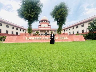 Advocate Komal Bhatia