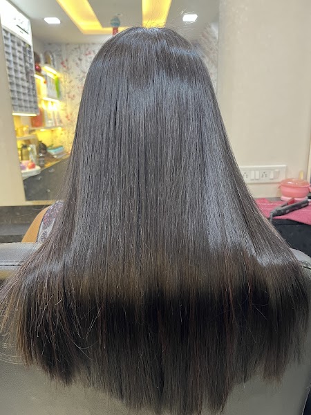 alisha ladies salon - Photo 1