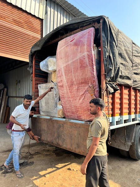 Asian Packers And Movers - Photo 1