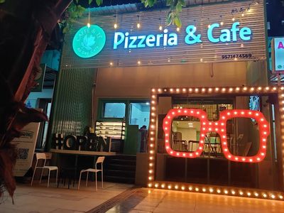 Caffè & Tè - All Day Cafe