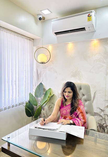 Dr Vaishali Londhe - Photo 1