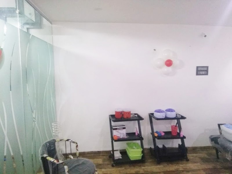 Durga beauty studio - Photo 1