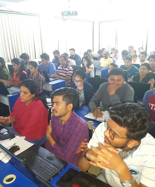 Ethans Tech Kharadi - Python | AWS | DevOps | Microsoft Azure Training in Pune - Photo 1