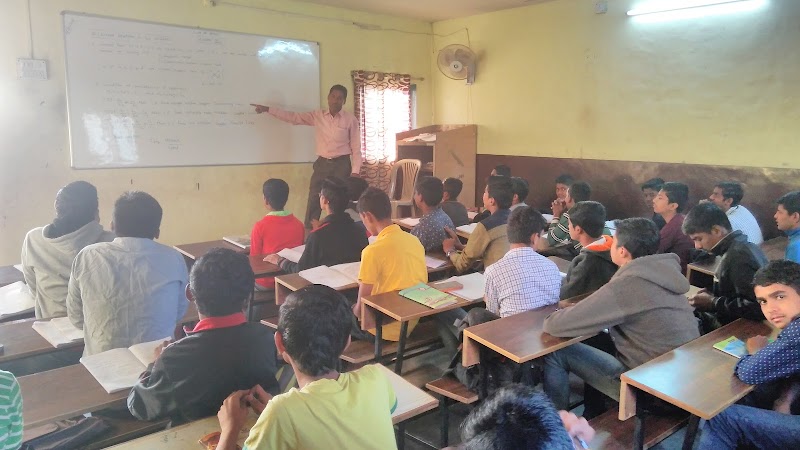 G.B Classes - Photo 1