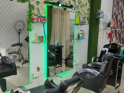 Glam Looks Ladies Salon and Academy