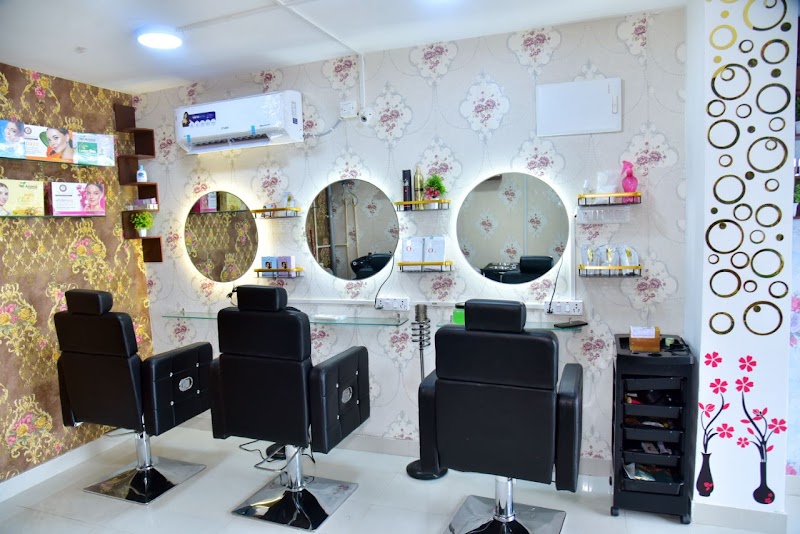 Glow And Shine Salon and Academy - Photo 1