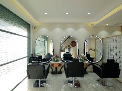 LUXE SALON