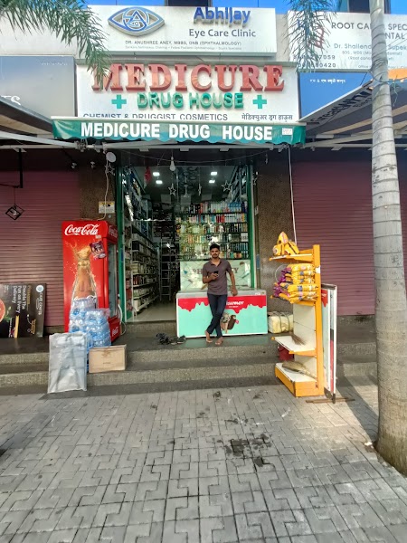 MEDICURE DRUG HOUSE - Photo 1