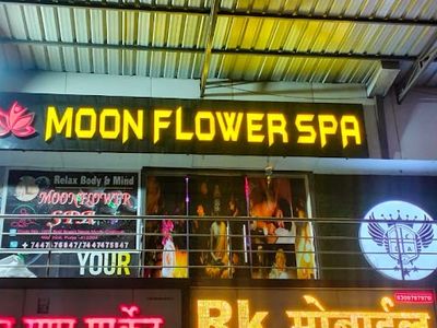 Moonflower Spa