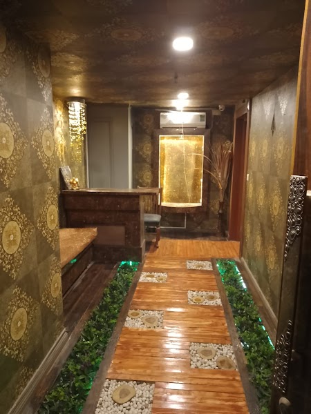 Natural Body Spa & Salon - Photo 1