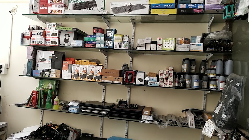 NETIZENS COMPUTERS - Photo 1