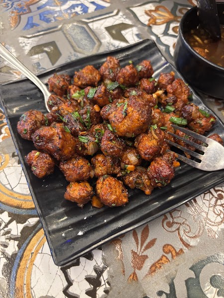 New Golden Delight Cafe And Bistro - Photo 1