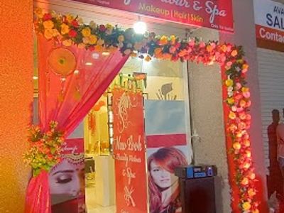New Look Beauty Parlour & Spa - Makeup Artist(Only for ladies)