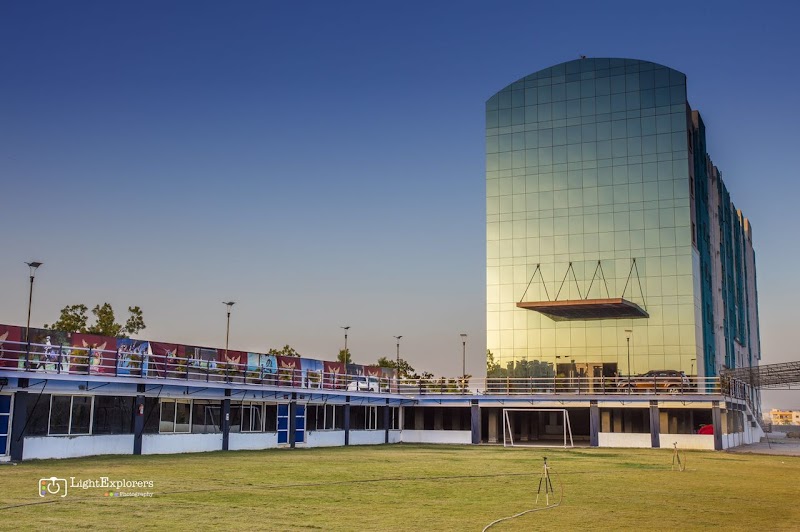 Phoenix World School - Photo 1