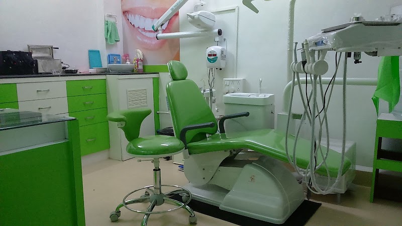 Saanvi Dental Clinic, Cosmetic & Implant Centre - Photo 1