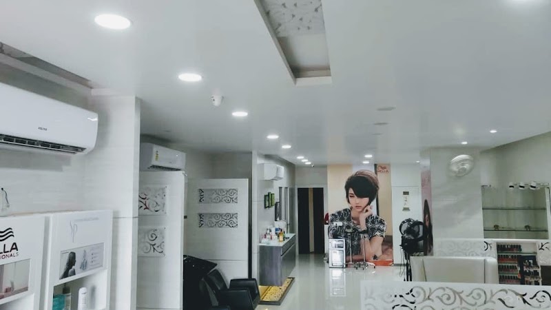 The New Salon Mystiique Skin Hair Spa - Photo 1