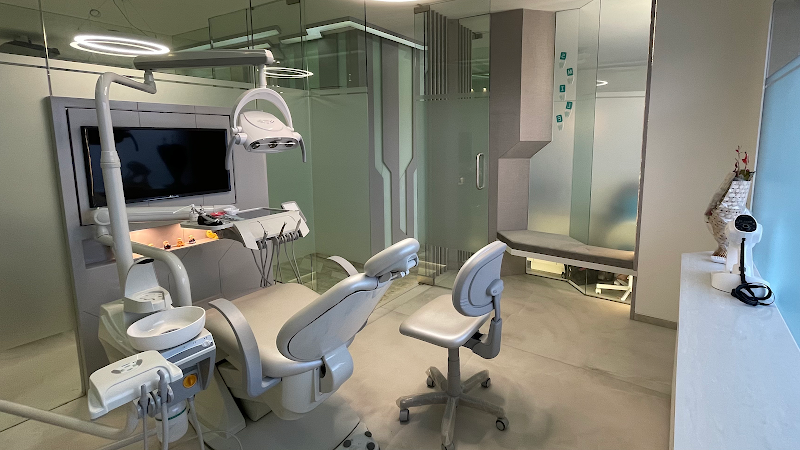 Vighnaharta Dental Clinic - Photo 1